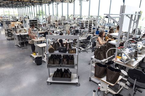 louis vuitton factory store|louis vuitton manufacturing locations.